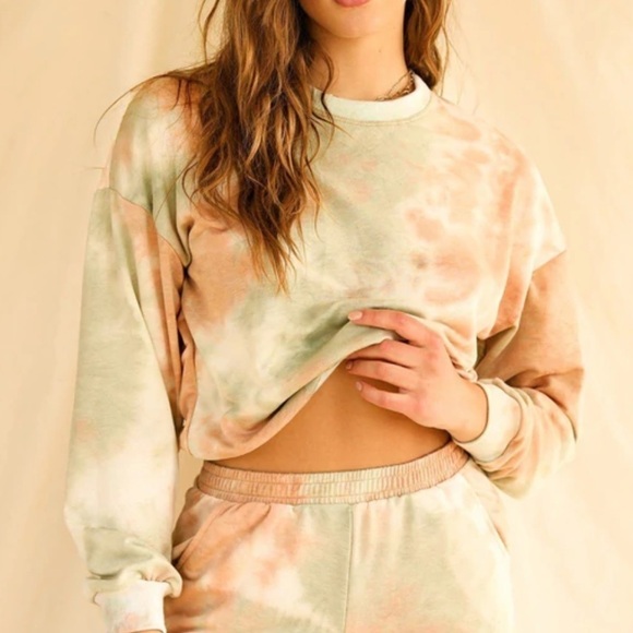 Dippin Daisy's Tie Dye Monterey Top - Picture 1 of 13